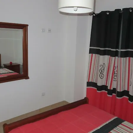 Apartamento T1 Novo Апартаменты