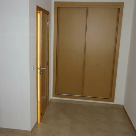 Apartamento T1 Novo Apartment